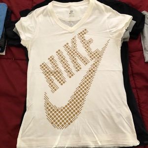 Nike shirt 100% cotton